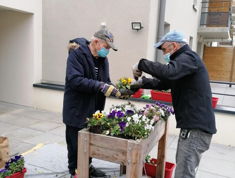 Jardiniere à la résidence Le Chanzy